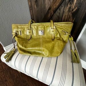 Dooney & Burke Green leather purse